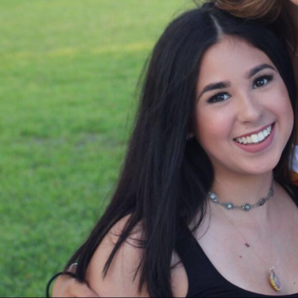 Meet your Posher, Anakaren